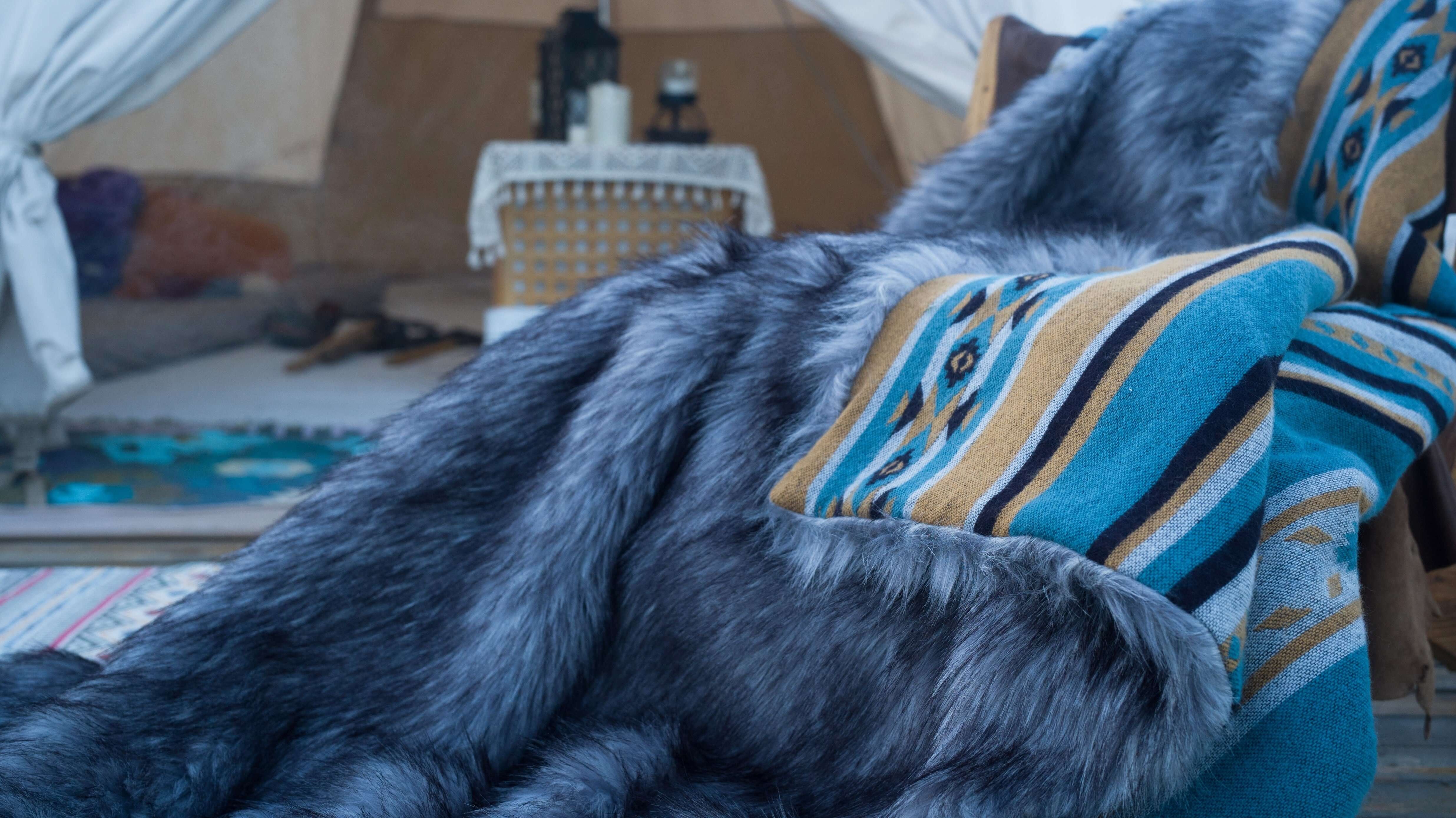 Anifurry | Aztec Faux Fur Blanket