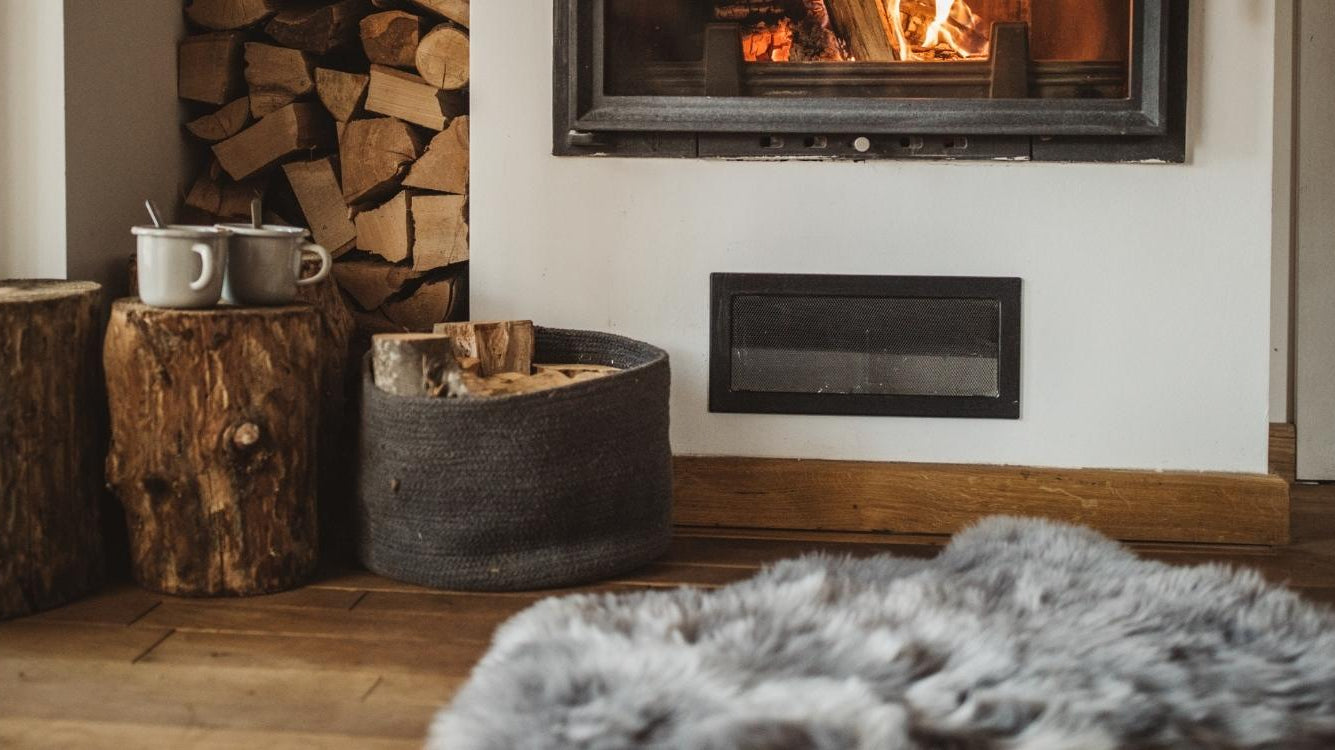 It's Time To Get A Cozy Faux Fur Blanket For Christmas