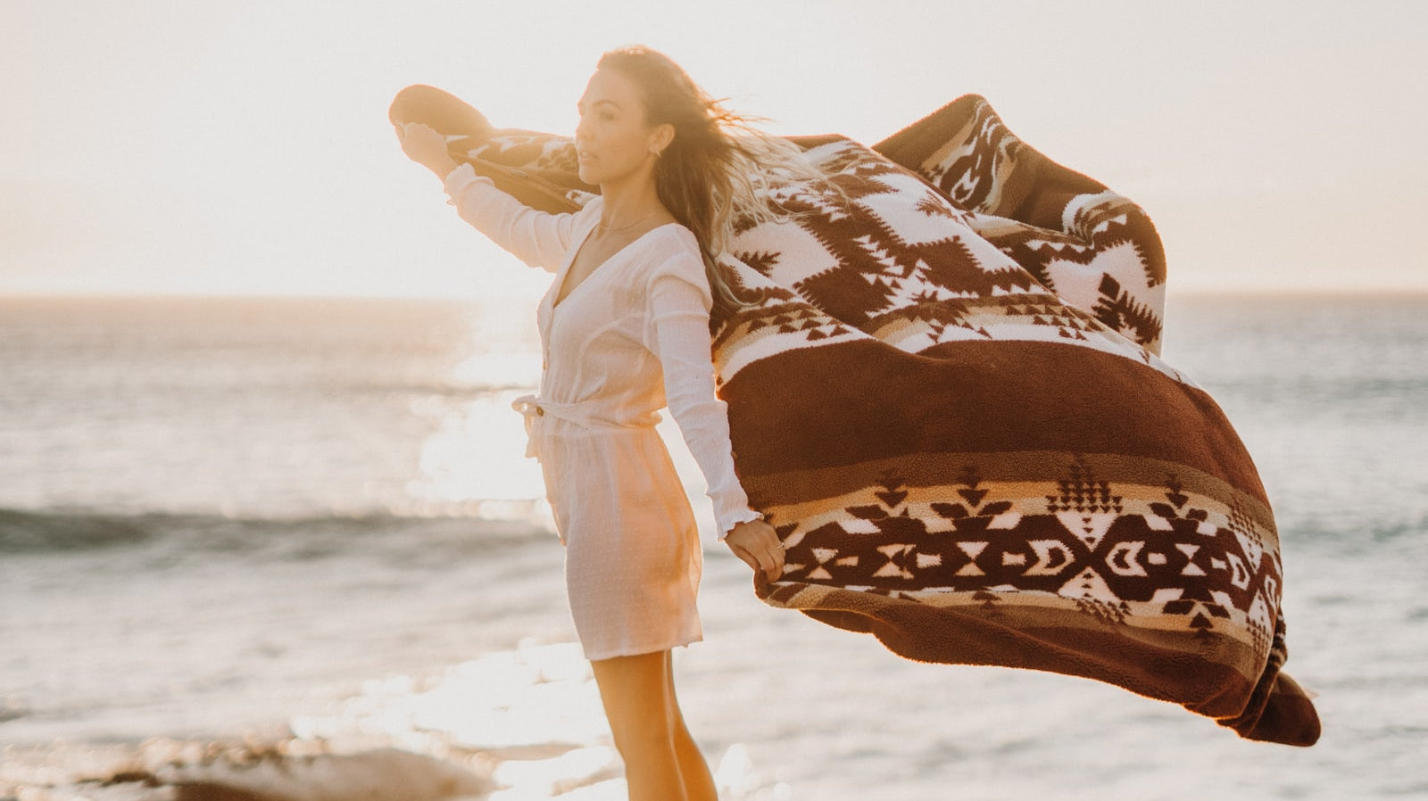Warmth and Style for Mother's Day: Exclusive Outdoor Blankets for Your Loved Ones