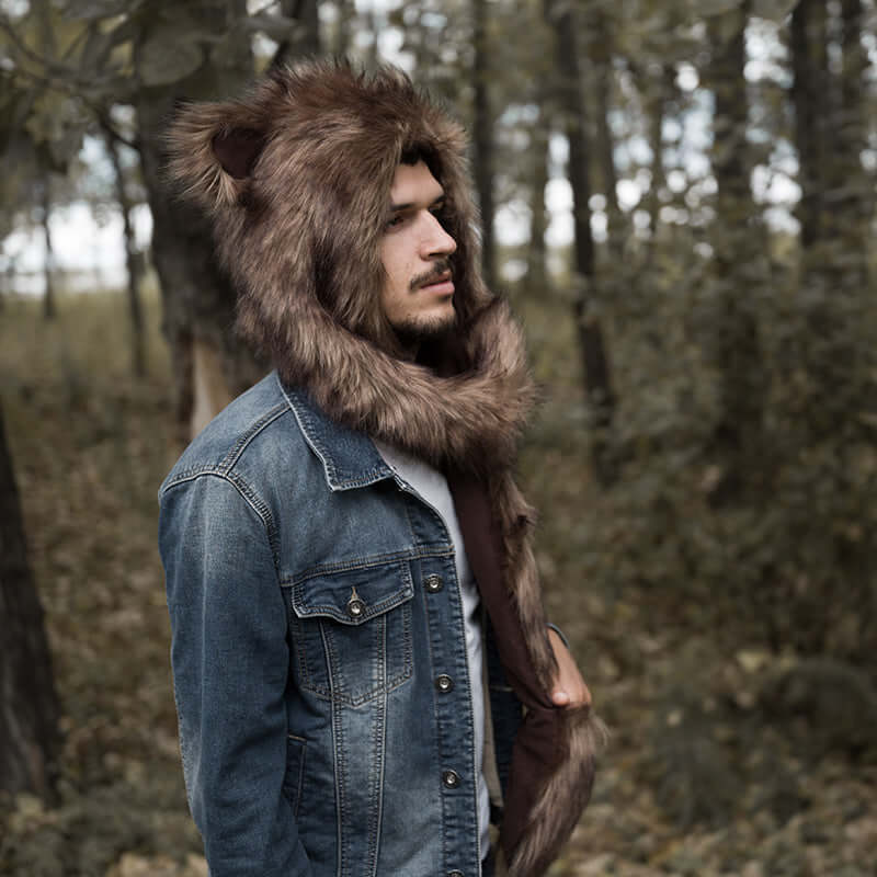 Fluffy and cozy brown faux fur hood, just like real brown bear fur really soft material and 100% cruelty-free faux fur.