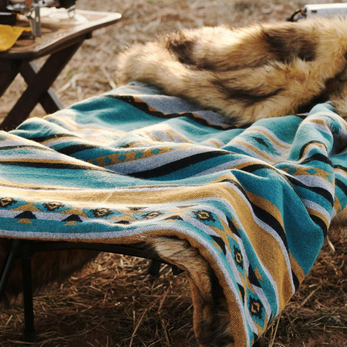How to Make an Elegant Aztec Blanket Anifurry