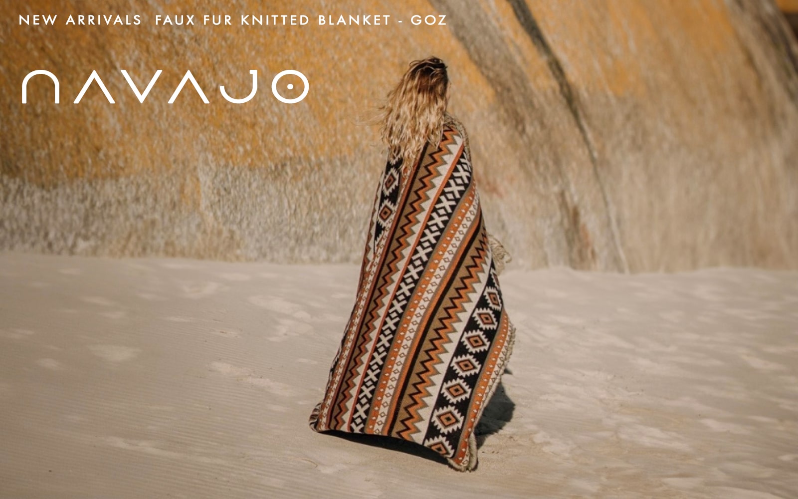 Discover the Majesty of the Dunes with the Navajo Faux Fur Knitted Blanket