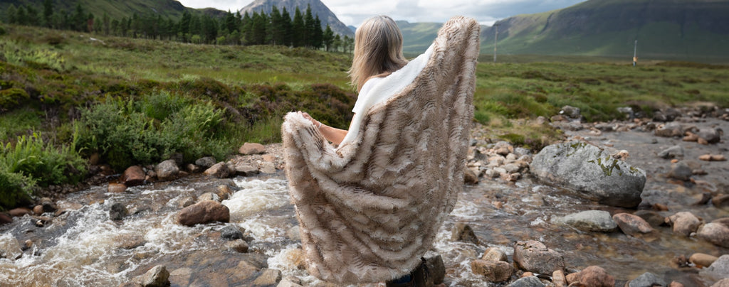 Discover Opulent Comfort: Anifurry's Winter Collection Unveils Captivating Faux Fur Blankets