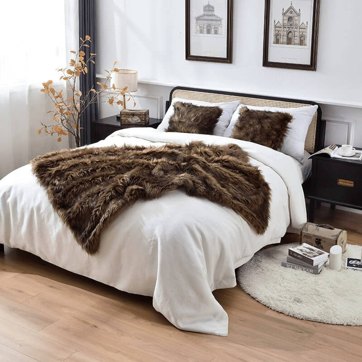 Floral Furry Friend Quilted Blanket NCU0NT021 main image 1